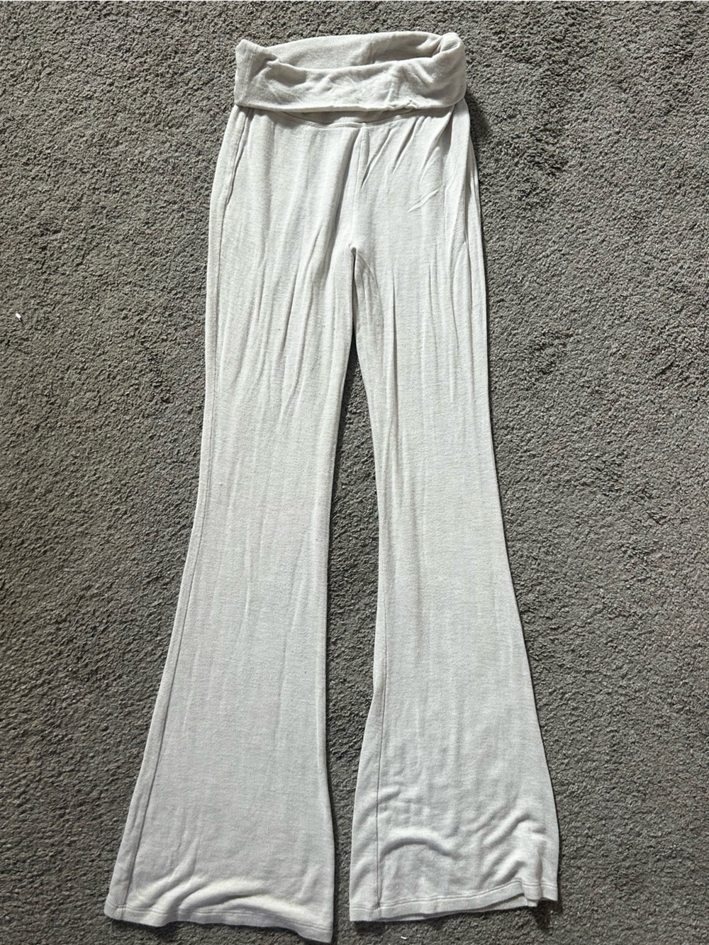 Hollister Cream Wide-Leg Lounge Pants